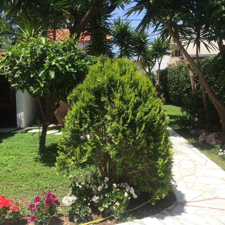Villa Belmar Self-Catered Apartments Erétria Exterior photo