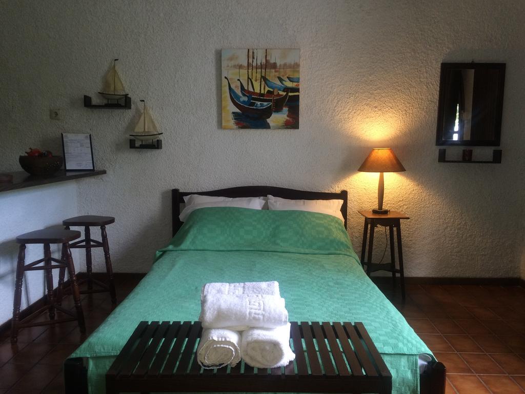 Villa Belmar Self-Catered Apartments Erétria Room photo