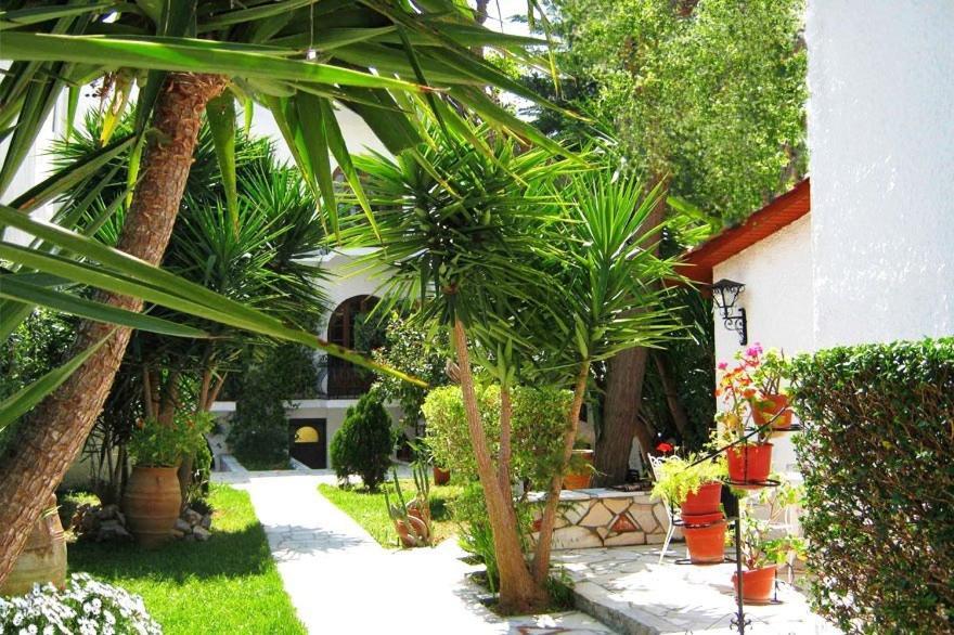 Villa Belmar Self-Catered Apartments Erétria Exterior photo